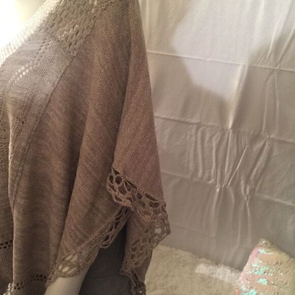 HOST PICK ⭐️⭐️Free People oversized Pull Over shaw - Picture 7 of 12